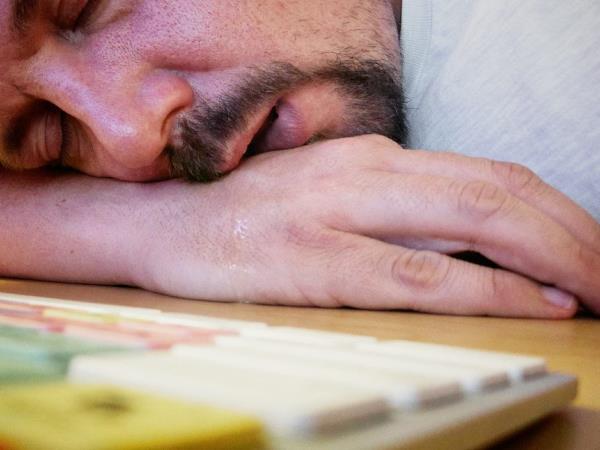 Se tudi vi med spanjem slinite?